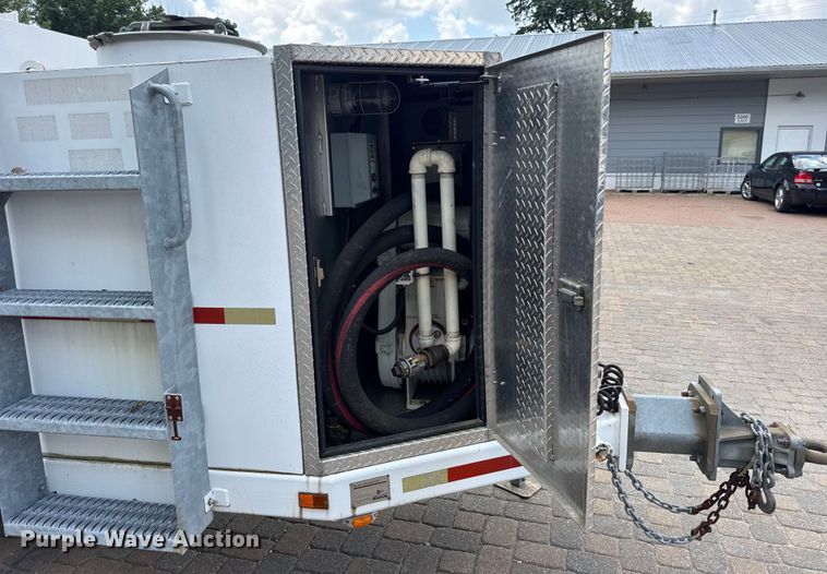 image for item DW3490 2005 Sauber Mfg. Co. 1594 oil filtration trailer