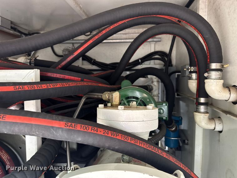 image for item DW3490 2005 Sauber Mfg. Co. 1594 oil filtration trailer