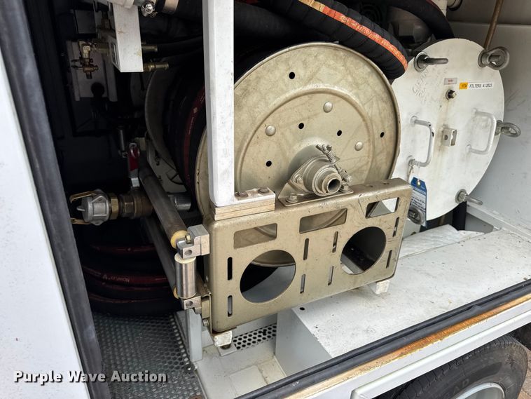 image for item DW3490 2005 Sauber Mfg. Co. 1594 oil filtration trailer