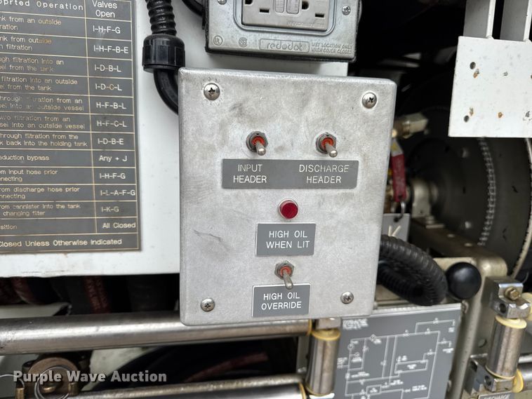 image for item DW3490 2005 Sauber Mfg. Co. 1594 oil filtration trailer