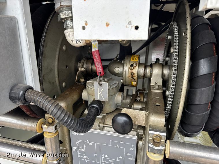 image for item DW3490 2005 Sauber Mfg. Co. 1594 oil filtration trailer