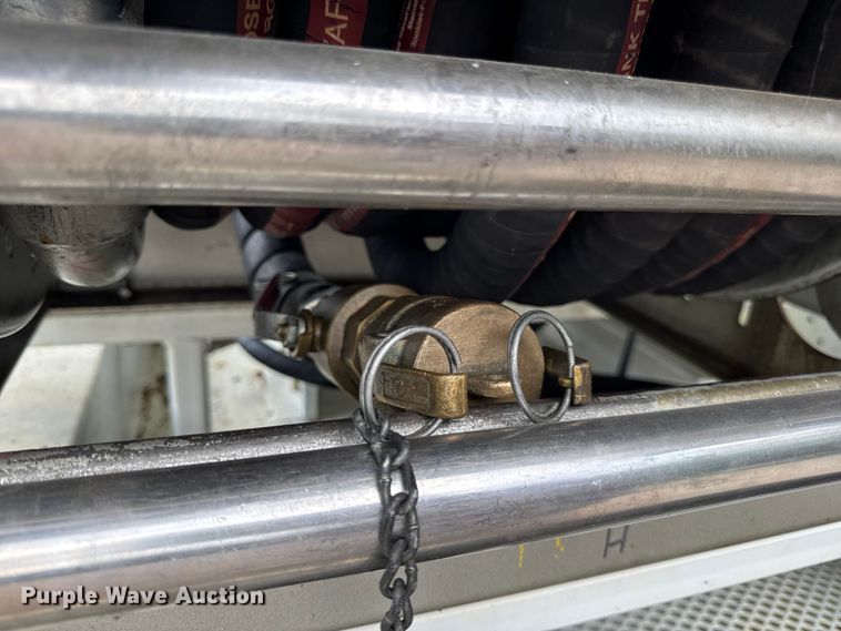 image for item DW3490 2005 Sauber Mfg. Co. 1594 oil filtration trailer