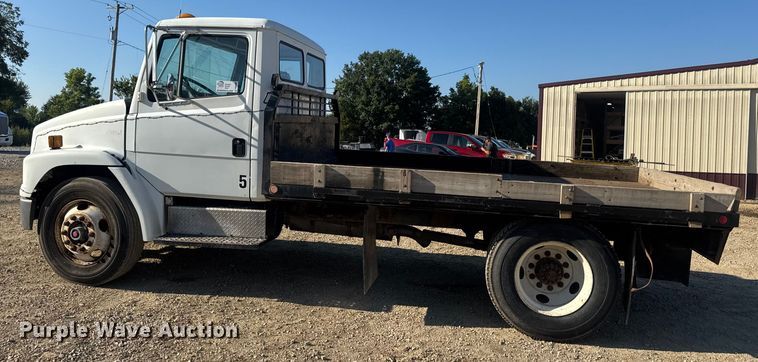 image for item DW3495 1999 Freightliner FL60 flatbed truck