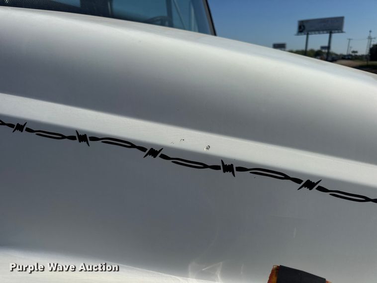 image for item DW3495 1999 Freightliner FL60 flatbed truck