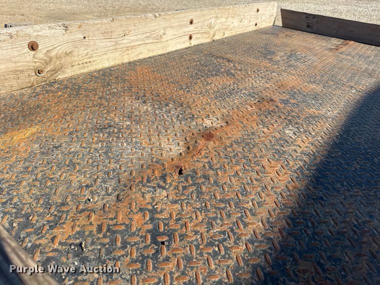 image for item DW3495 1999 Freightliner FL60 flatbed truck