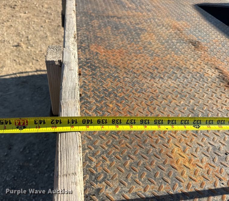 image for item DW3495 1999 Freightliner FL60 flatbed truck