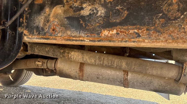 image for item DW3495 1999 Freightliner FL60 flatbed truck