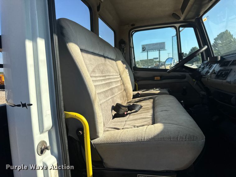 image for item DW3495 1999 Freightliner FL60 flatbed truck