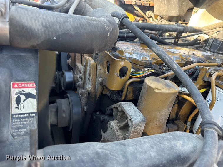 image for item DW3495 1999 Freightliner FL60 flatbed truck