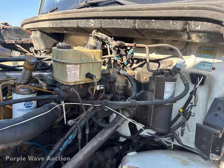 image for item DW3495 1999 Freightliner FL60 flatbed truck