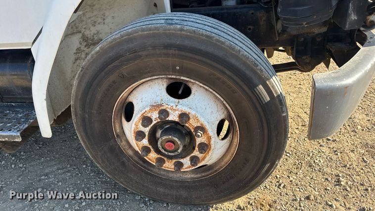 image for item DW3495 1999 Freightliner FL60 flatbed truck