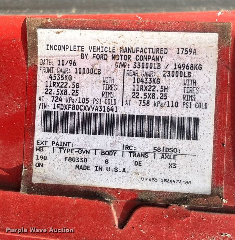 image for item DW7156 1997 Ford F800 oil distributor truck