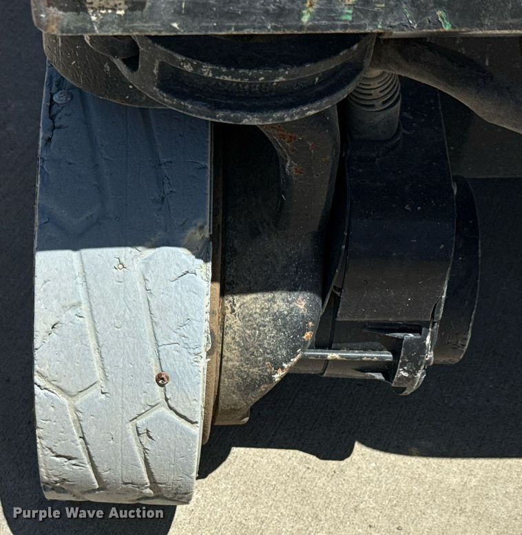 image for item DX5677 2011 JLG 1930ES scissor lift