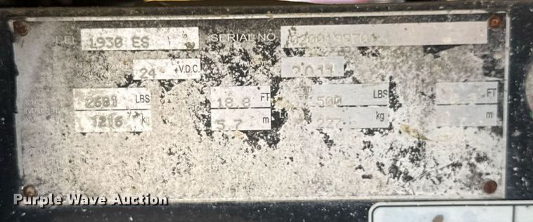 image for item DX5677 2011 JLG 1930ES scissor lift