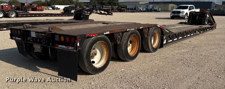 image for item DX5695 2010 Eager Beaver 50GSL-PT lowboy equipment trailer
