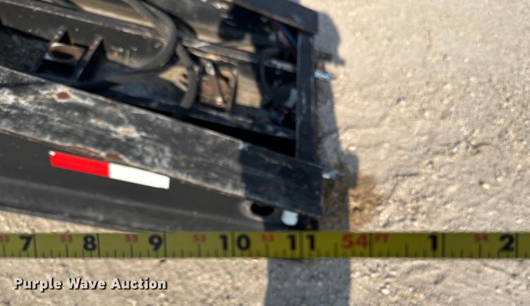 image for item DX5695 2010 Eager Beaver 50GSL-PT lowboy equipment trailer