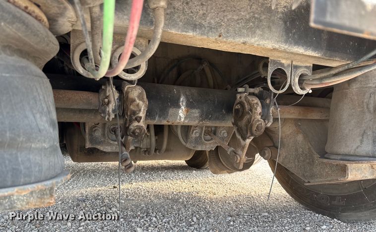 image for item DX5695 2010 Eager Beaver 50GSL-PT lowboy equipment trailer