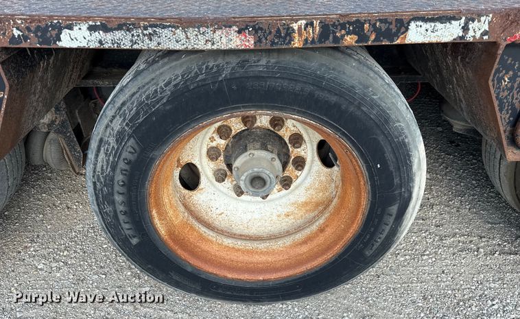 image for item DX5695 2010 Eager Beaver 50GSL-PT lowboy equipment trailer