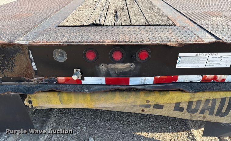image for item DX5696 2011 Eager Beaver 50GSL-PT lowboy equipment trailer