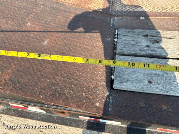 image for item DX5696 2011 Eager Beaver 50GSL-PT lowboy equipment trailer