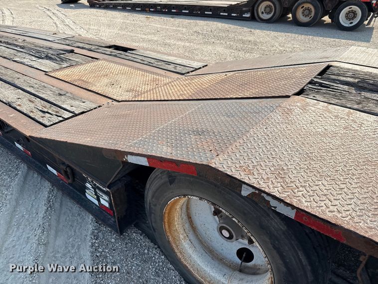 image for item DX5696 2011 Eager Beaver 50GSL-PT lowboy equipment trailer