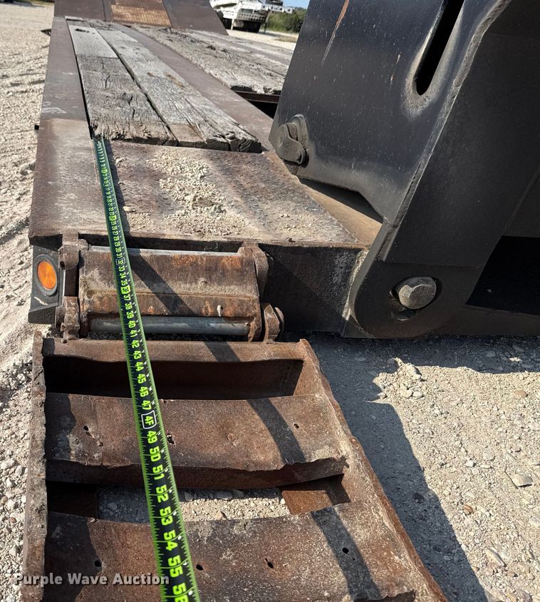 image for item DX5696 2011 Eager Beaver 50GSL-PT lowboy equipment trailer