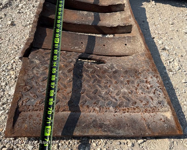 image for item DX5696 2011 Eager Beaver 50GSL-PT lowboy equipment trailer