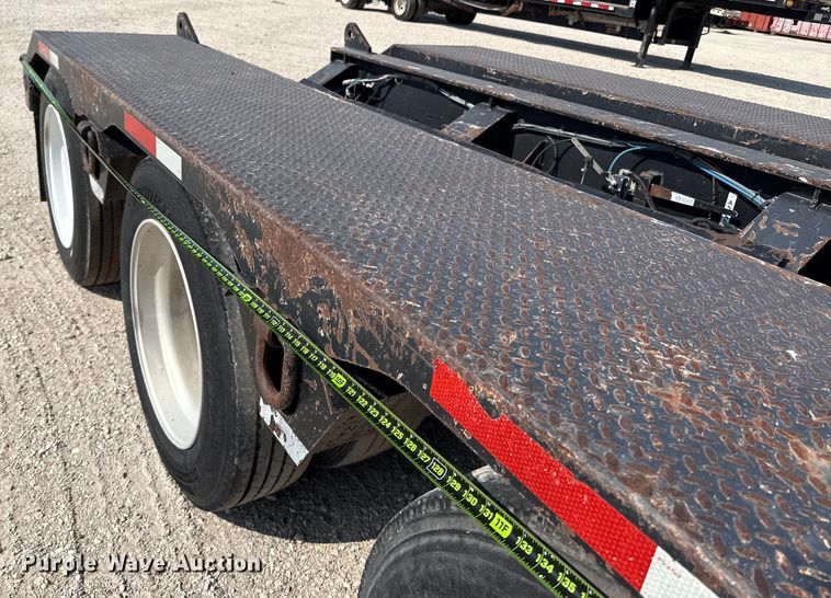 image for item DX5697 2008 Fontaine Magnitude 51 low boy equipment trailer