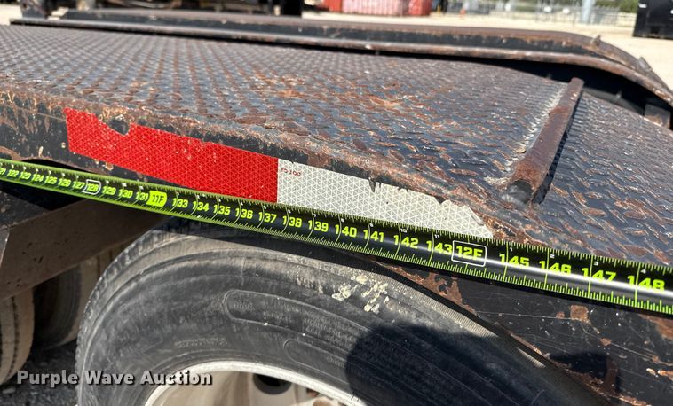 image for item DX5697 2008 Fontaine Magnitude 51 low boy equipment trailer