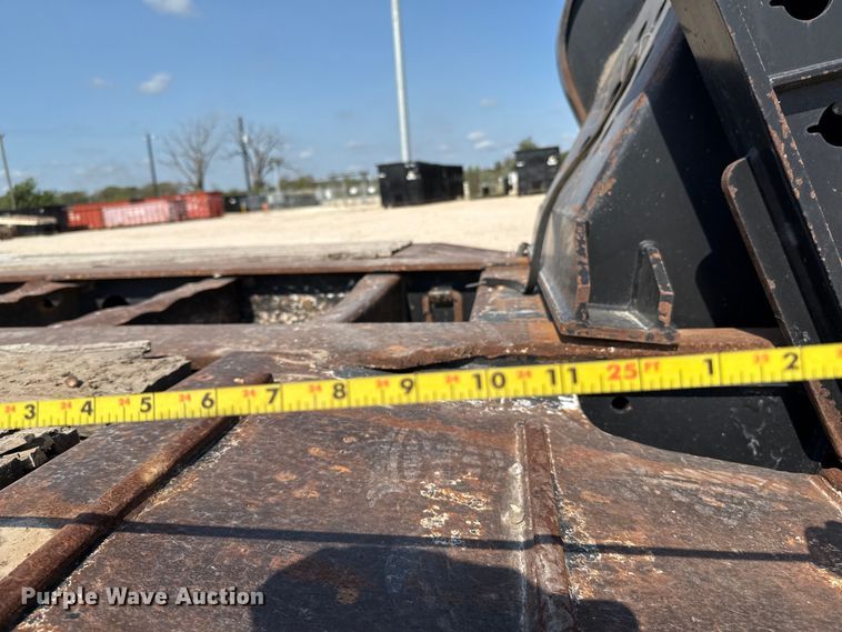 image for item DX5697 2008 Fontaine Magnitude 51 low boy equipment trailer