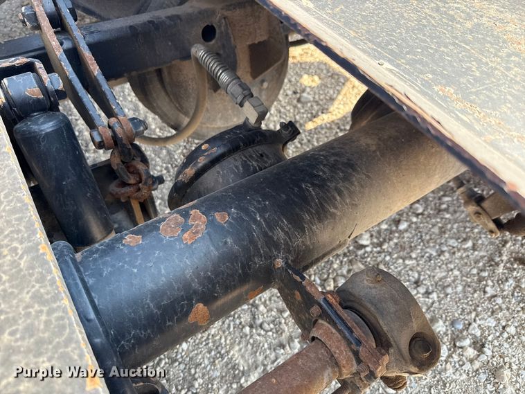 image for item DX5697 2008 Fontaine Magnitude 51 low boy equipment trailer