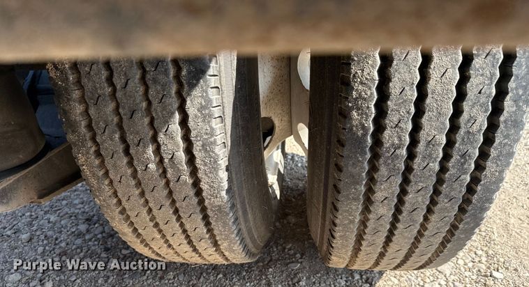 image for item DX5697 2008 Fontaine Magnitude 51 low boy equipment trailer