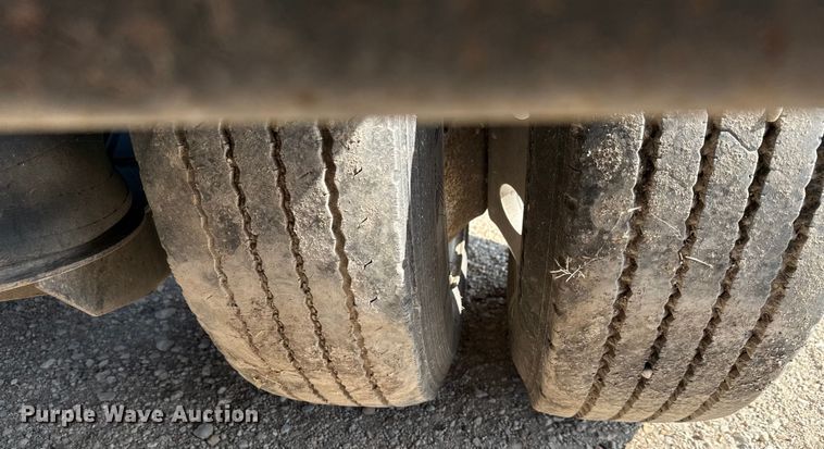 image for item DX5697 2008 Fontaine Magnitude 51 low boy equipment trailer