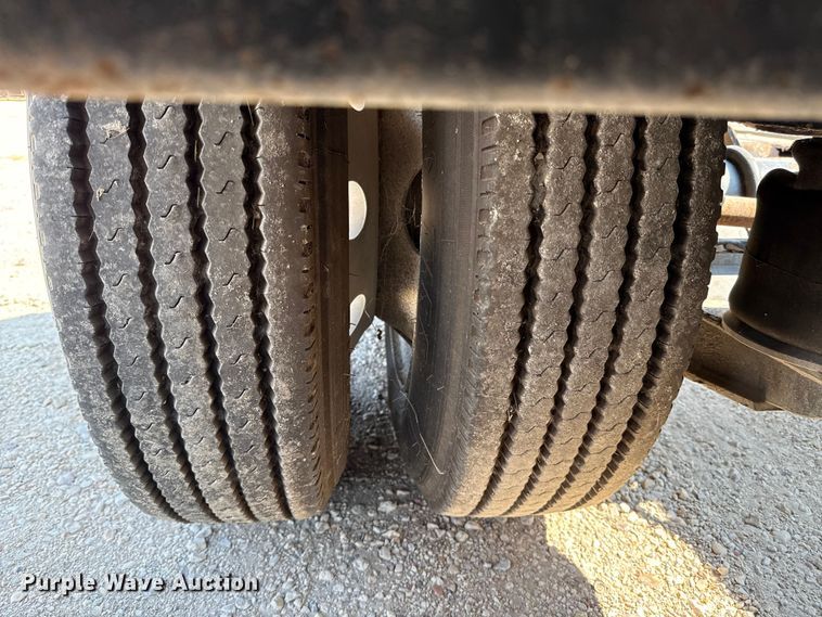 image for item DX5697 2008 Fontaine Magnitude 51 low boy equipment trailer