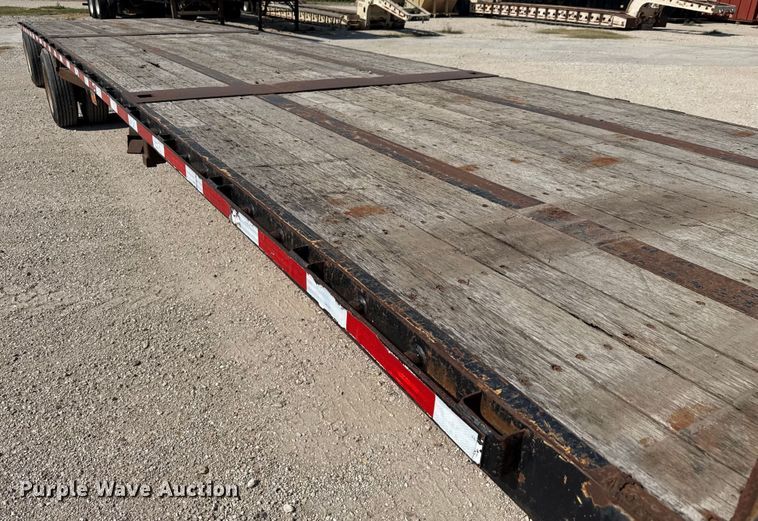 image for item DX5698 2016 Fontaine HCVSD12WSA drop deck trailer