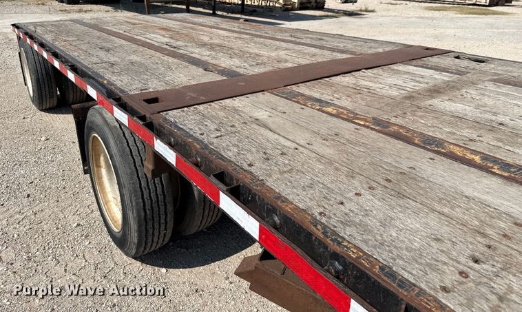 image for item DX5698 2016 Fontaine HCVSD12WSA drop deck trailer