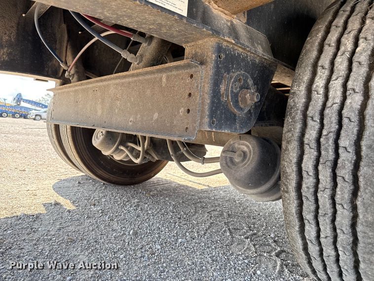 image for item DX5698 2016 Fontaine HCVSD12WSA drop deck trailer