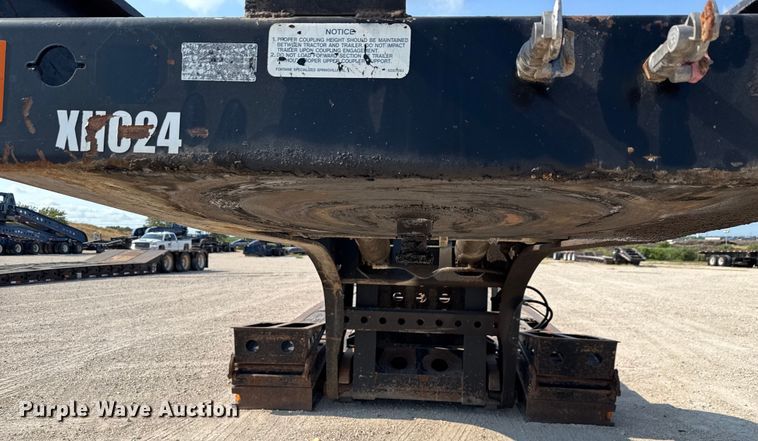 image for item DX5700 2008 Fontaine Magnitude 51 lowboy equipment trailer