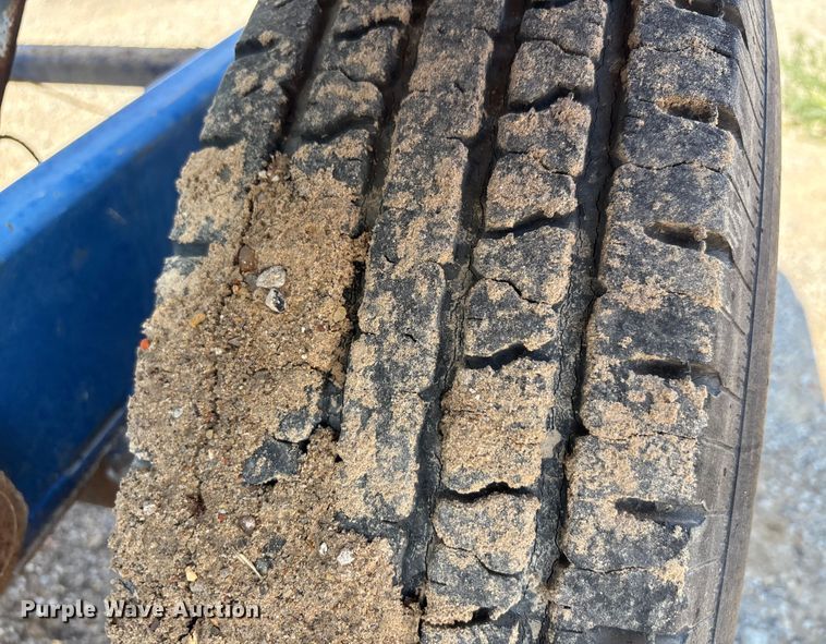 image for item DX5716 Concrete mixer trailer