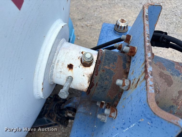 image for item DX5718 Concrete mixer trailer