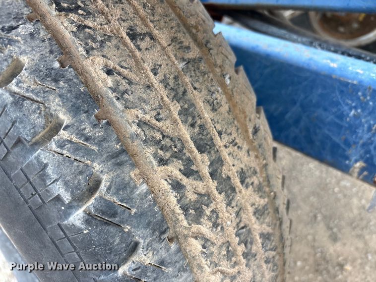 image for item DX5718 Concrete mixer trailer