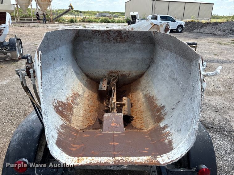 image for item DX5719 Concrete dump trailer