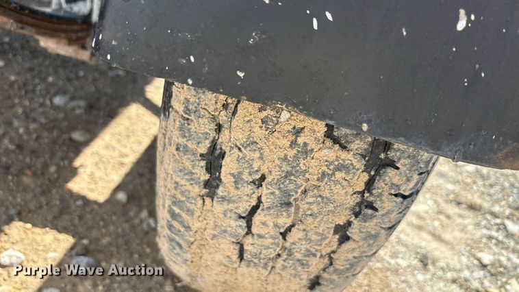 image for item DX5719 Concrete dump trailer