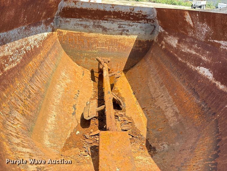 image for item DX5720 Concrete mixer trailer