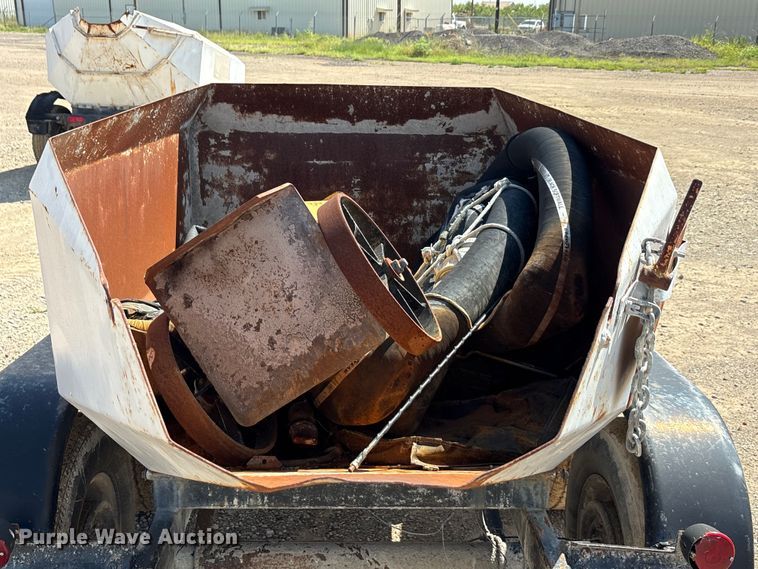 image for item DX5721 Concrete dump trailer