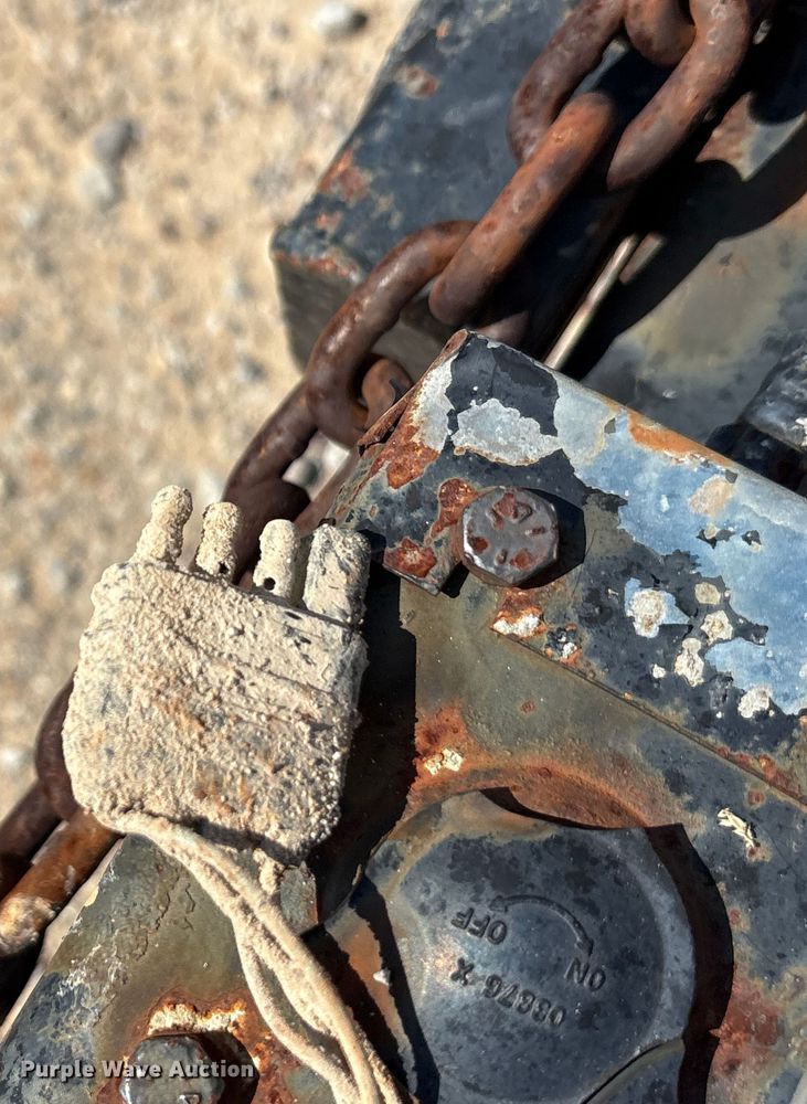 image for item DX5721 Concrete dump trailer