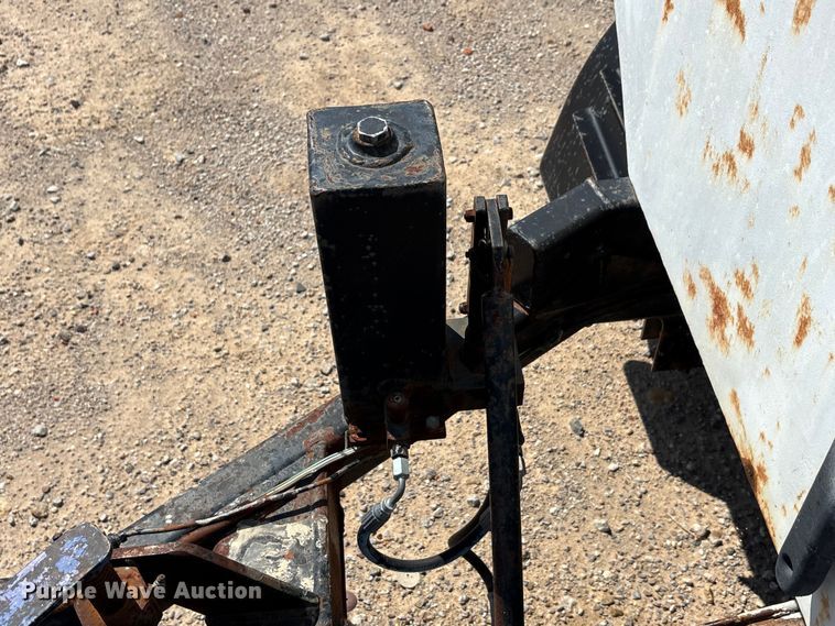 image for item DX5721 Concrete dump trailer