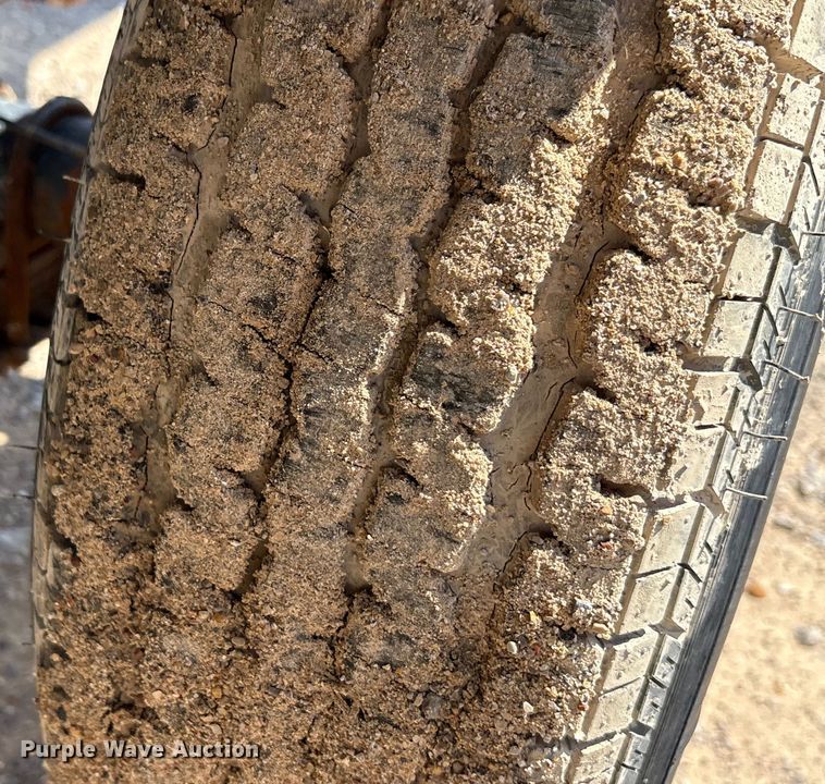 image for item DX5721 Concrete dump trailer