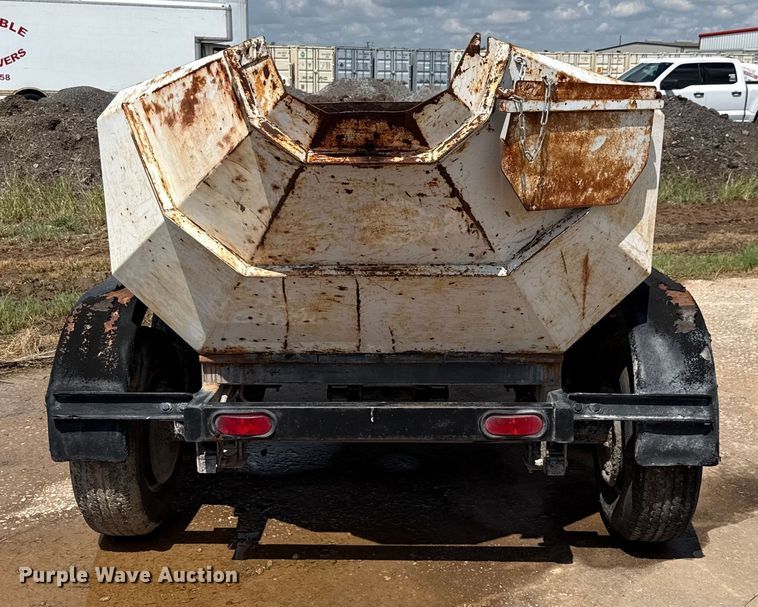 image for item DX5722 Concrete dump trailer