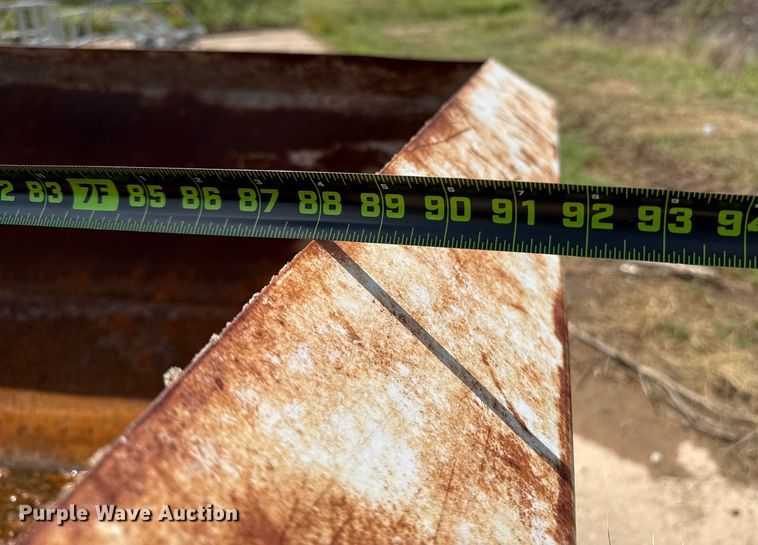 image for item DX5722 Concrete dump trailer